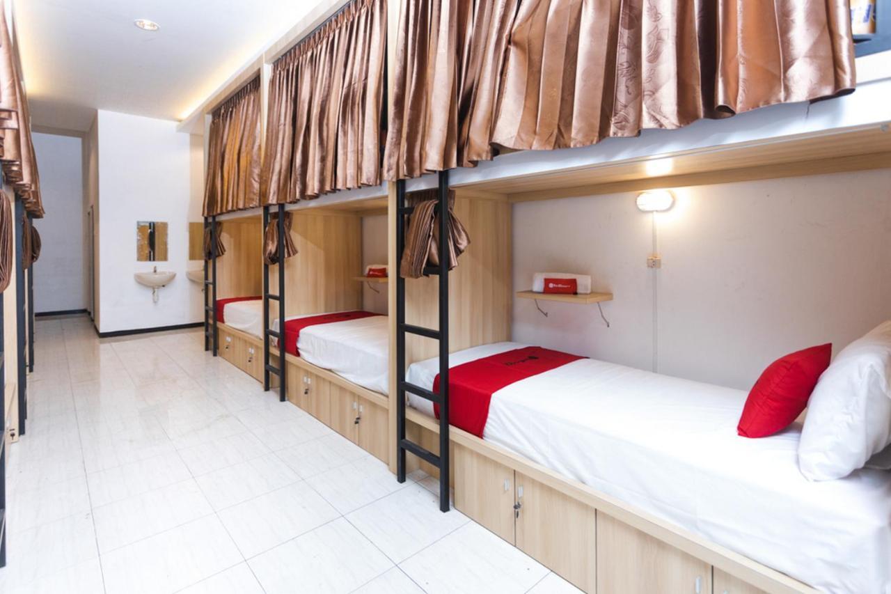 Reddoorz Hostel @ Malang City Center 2 Eksteriør billede