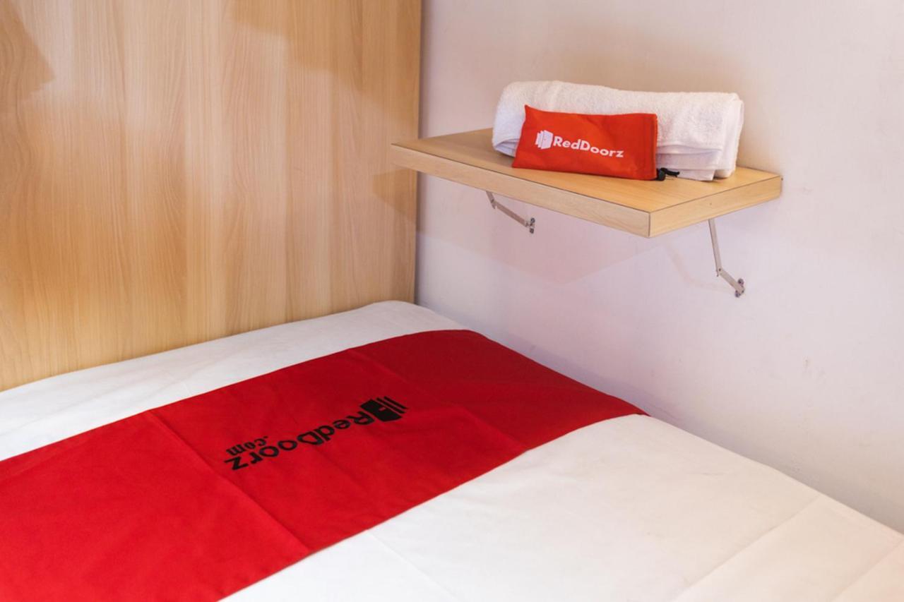 Reddoorz Hostel @ Malang City Center 2 Eksteriør billede